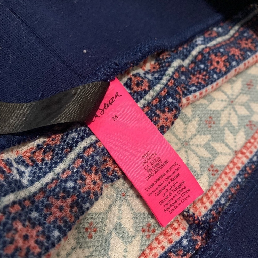 La Senza Fair Isle Thermal Pajama Set - Size M - Picture 3 of 12